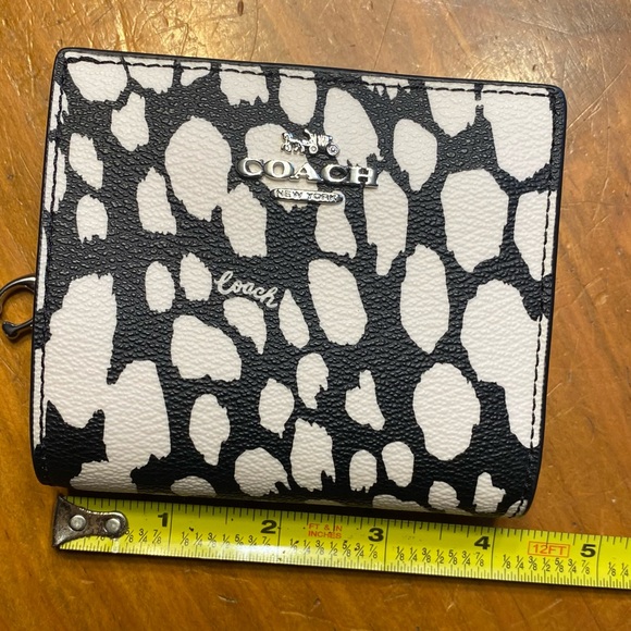 COACH mini wallet - Picture 3 of 9